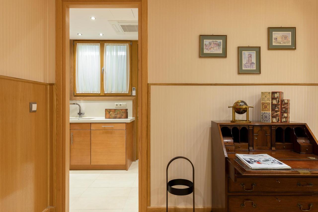 Vouliagmeni'S Elegance By Acropolis Suites Αθήνα Εξωτερικό φωτογραφία