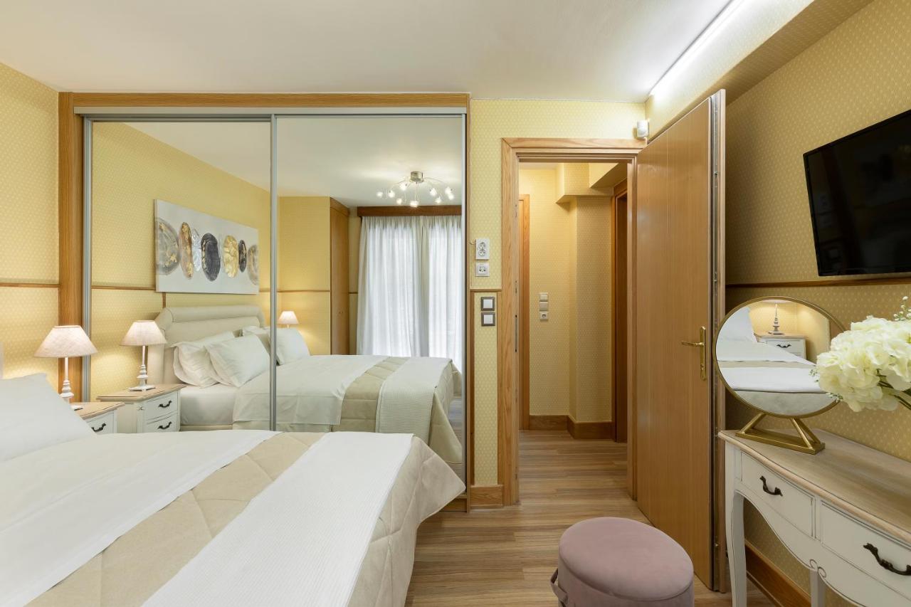 Vouliagmeni'S Elegance By Acropolis Suites Αθήνα Εξωτερικό φωτογραφία